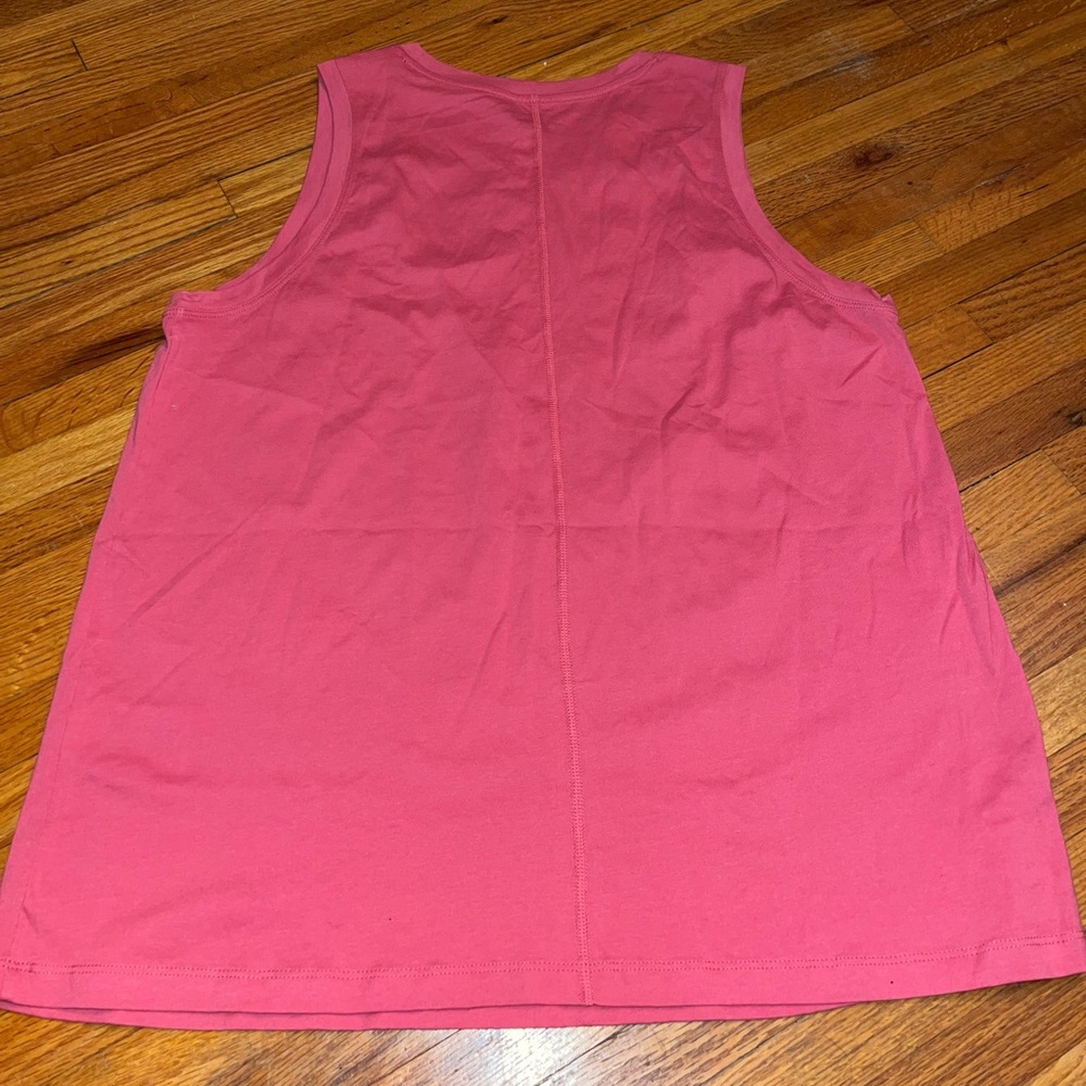 Muscle tee